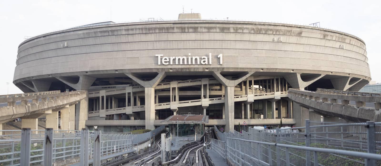 CDG terminal