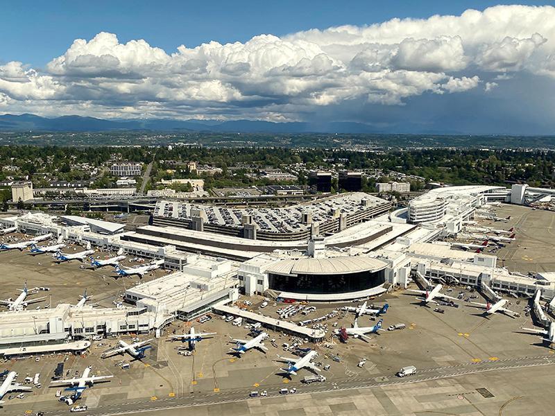 Seattle–Tacoma International Airport concourse